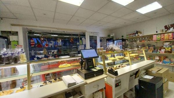 Local mixte (Pro/Hab) à vendre à Isbergues dans le Pas-de-Calais (62330), ref : D2412