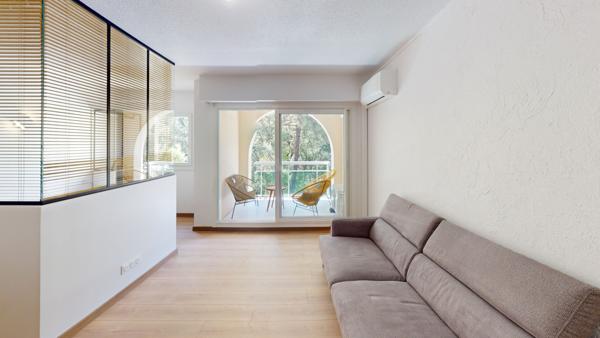 Montpellier (34000) Montpellier-Studio meublé 30M² avec terrasse dans résidence sécurisée avec piscine