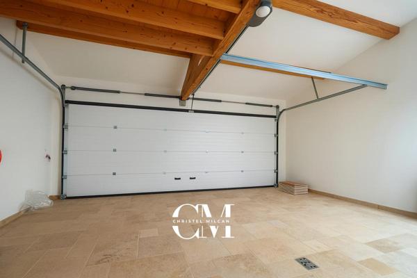 Maison Montpon Menesterol 7 pièces 339 m2 sur une parcelle de 6400 m² piscine