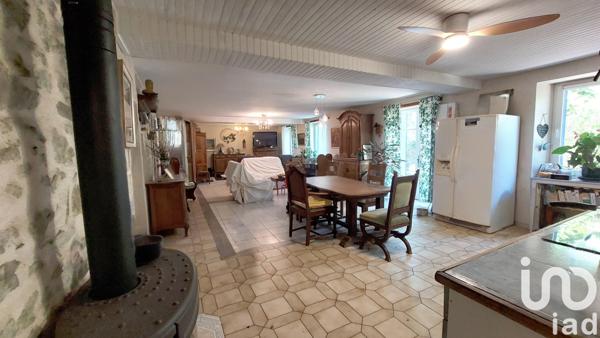 Maison à vendre 9 pièces 196 m² Morannes sur Sarthe-Daumeray