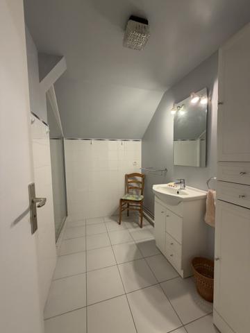 Appartement
         4 pièces
        - 116 m² 535 000 €*