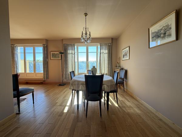 Appartement
         4 pièces
        - 116 m² 535 000 €*