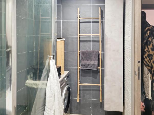 À Mulhouse (68200) F2, pour investisseur, appartement loué dans résidence sécurisée, 43 m2 au 4e étage avec ascenseur proche commodités