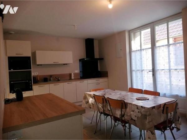 MAISON DE BOURG RENOVEE