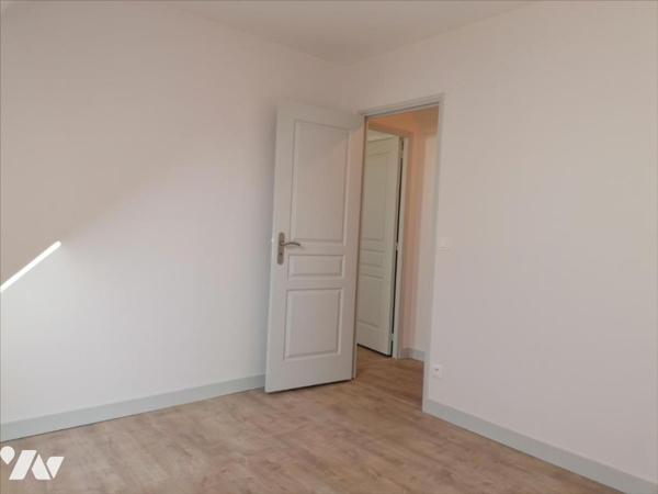 MAISON DE BOURG RENOVEE