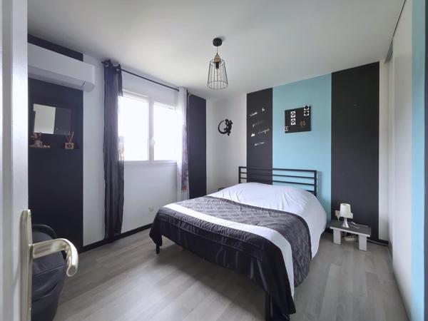 Maison 4 chambres, garage, piscine, jardin