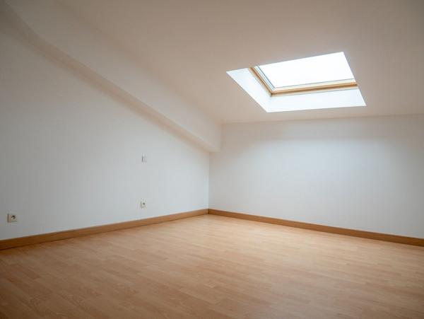 Appartement T3 centre Olonne 73 m² hab terrasse 2 parkings