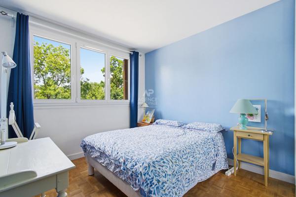 Appartement Saint Germain En Laye 4 pièces 88.03 m2 520 000 € **  - Référence  18500