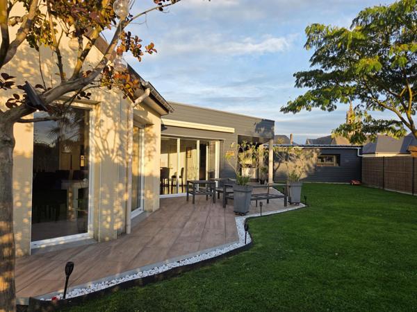 Maison spacieuse et lumineuse, 4 chambres + bureau