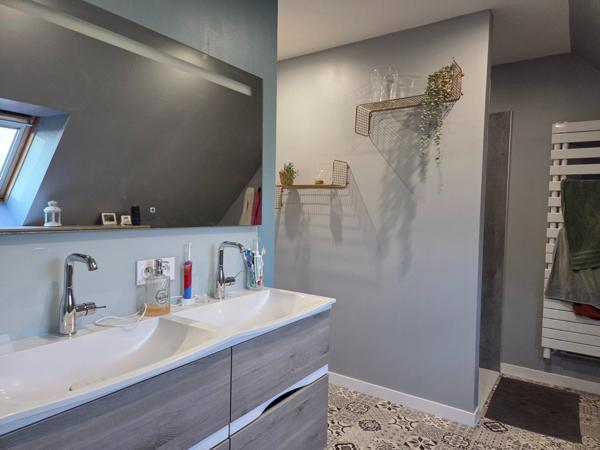 Maison spacieuse et lumineuse, 4 chambres + bureau