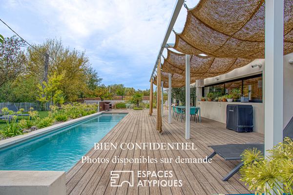 Élégante maison d’architecte en bord de Sorgue