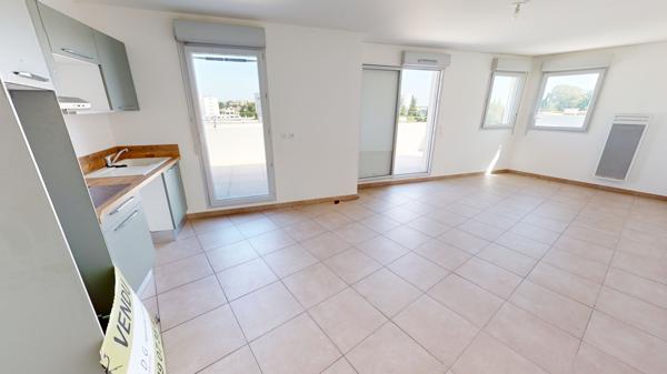 T3 - Terrasse et parking