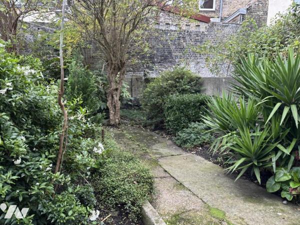 FONDS DE COMMERCE FLEURISTE - CALAIS 