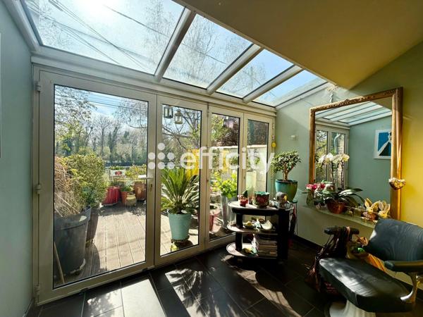 Maison 6 pièces - 130 m² Exclusivité efficity