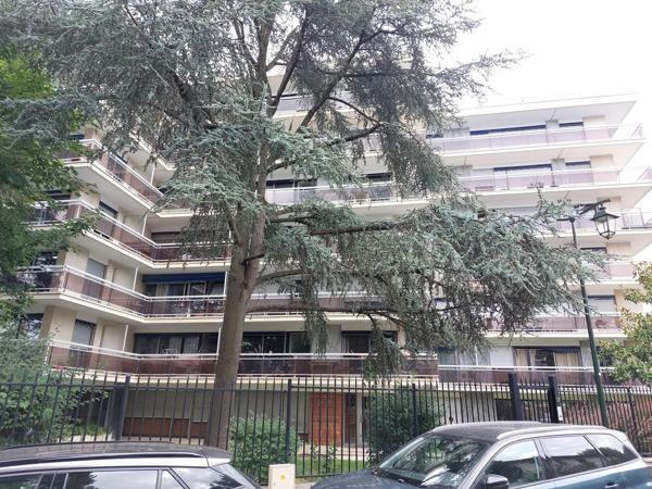 Appartement + cave et parking