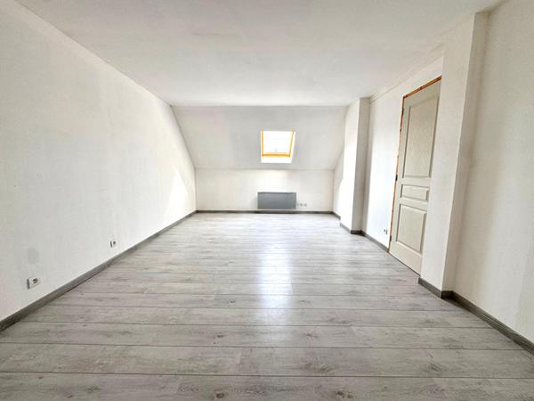 Maison récente avec chambres en Rez-de-chaussée