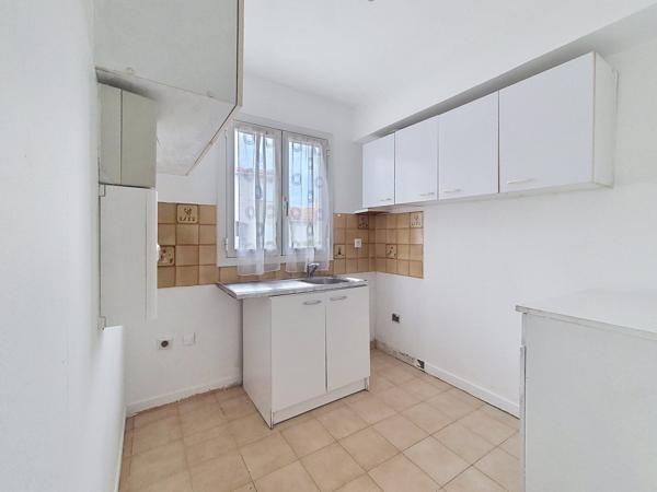 Appartement à VALBONNE (06560)