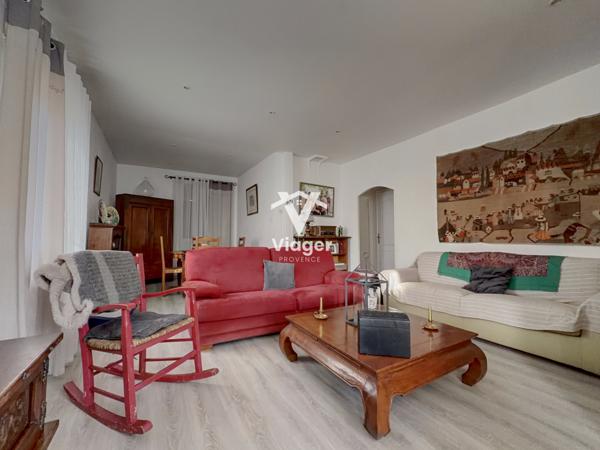 Châteauneuf-les-Martigues (13220) VIAGER LIBRE LOUÉ - IMMEUBLE MIXTE - Châteauneuf-les-Martigues