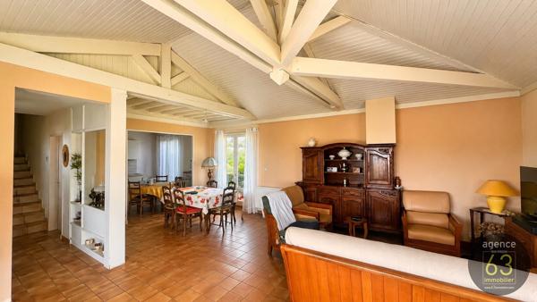Exclusivité, Agréable maison Individuelle de 130 m2 sur beau terrain de 879 m2 piscinable
