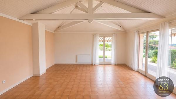 Exclusivité, Agréable maison Individuelle de 130 m2 sur beau terrain de 879 m2 piscinable