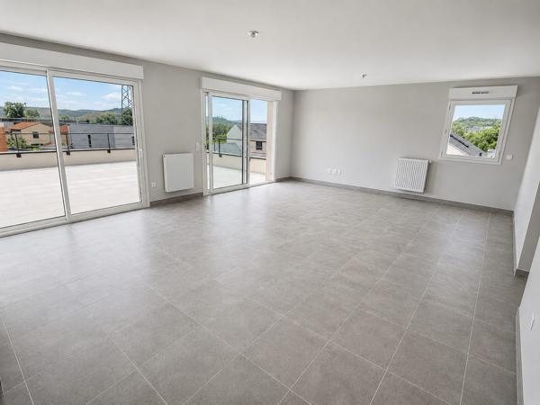 T4 IMMEUBLE NEUF AUBIERE -TERRASSE 48M2 - GARAGE -VUE DEGAGEE