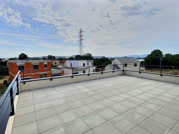 T4 IMMEUBLE NEUF AUBIERE -TERRASSE 48M2 - GARAGE -VUE DEGAGEE
