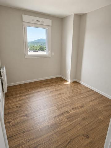 T4 IMMEUBLE NEUF AUBIERE -TERRASSE 48M2 - GARAGE -VUE DEGAGEE