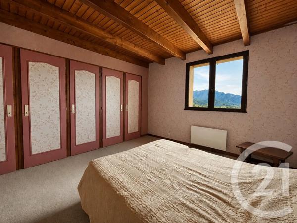 Maison à vendre  10 pièces - 551,23 m 2   PUGNY CHATENOD  - 73