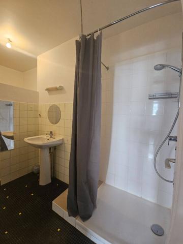Appartement 1 pièce 33 m² LYON