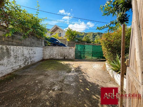A vendre - Entre Deux - Bras Long – Maison T5 à rénover - Possibilité de créer 2 logements