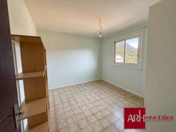 A vendre - Entre Deux - Bras Long – Maison T5 à rénover - Possibilité de créer 2 logements