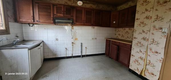 Beau potentiel à exploiter à Marcilly-le-Hayer !