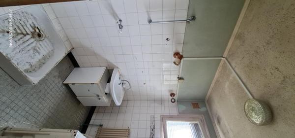 Beau potentiel à exploiter à Marcilly-le-Hayer !