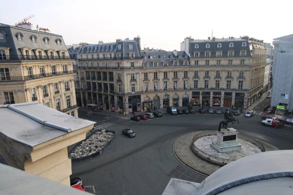 STUDIO 13,20m2 - Place des Victoires - Paris 2ème Arrondissement.