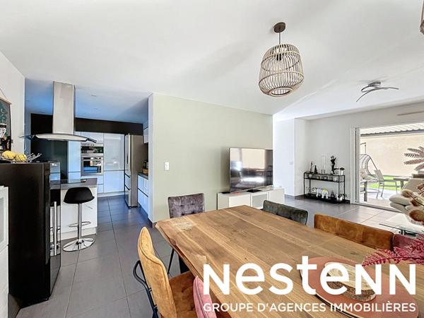 A VENDRE : Magnifique Maison Contemporaine -  71570 LA CHAPELLE DE GUINCHAY