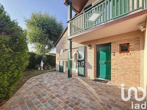Maison à vendre 6 pièces 115 m² Boissise-le-Roi