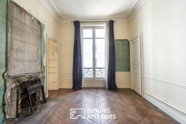 Appartement à réinventer dans un ancien hôtel particulier