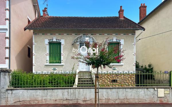 Maison à vendre    3 pièces • 92,51 m2 Montluçon