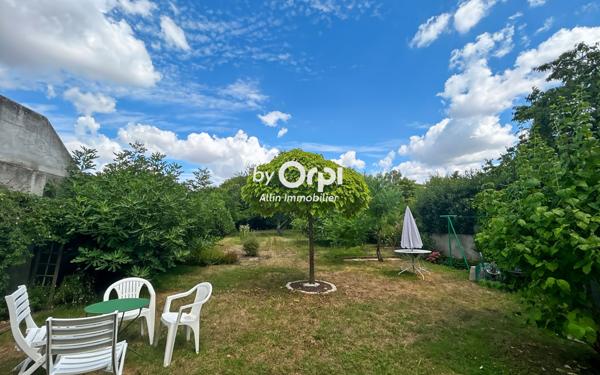 Maison à vendre    3 pièces • 92,51 m2 Montluçon