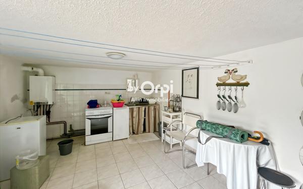 Maison à vendre    3 pièces • 92,51 m2 Montluçon