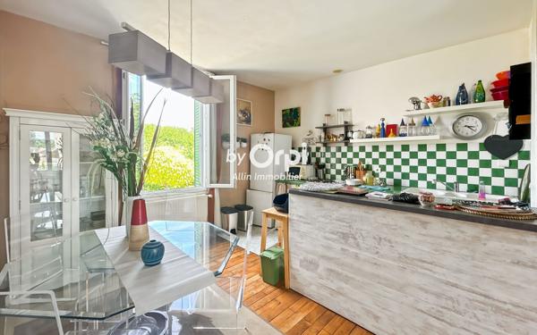 Maison à vendre    3 pièces • 92,51 m2 Montluçon