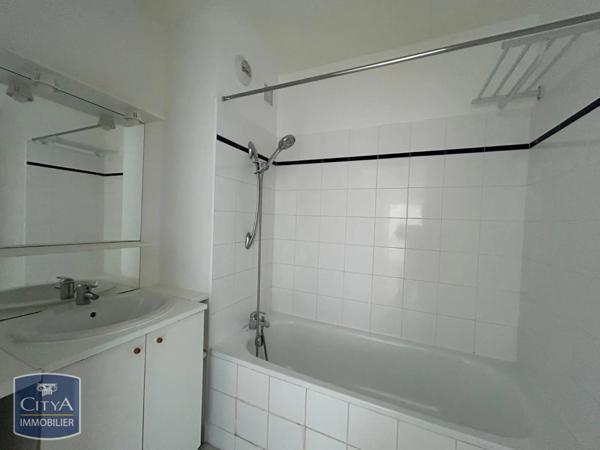 Appartement à louer 3 pièces 74.69m²