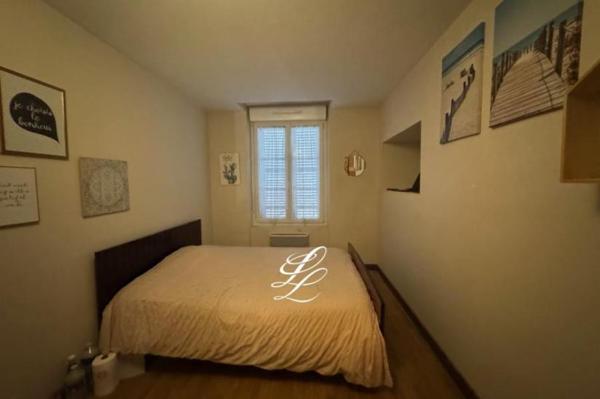 Vente - Immeuble 7 pièces 145 m 2 CERANS FOULLETOURTE (72330)