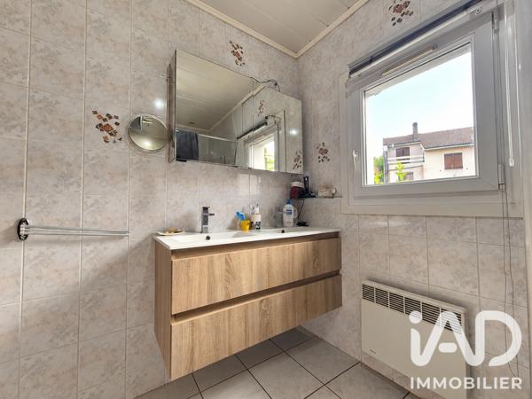 Maison à vendre 4 pièces 128 m² Brives-Charensac