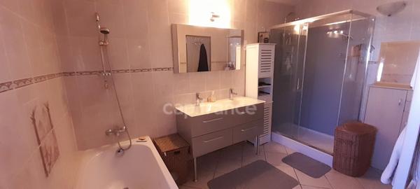 Maison à vendre 7 pièces 145m² Proche COSNE D'ALLIER (03)