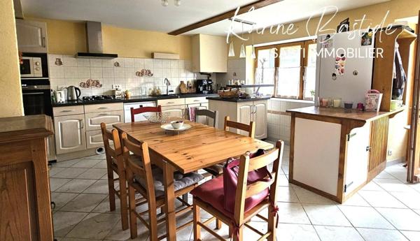 Maison de charme dans village tranquille