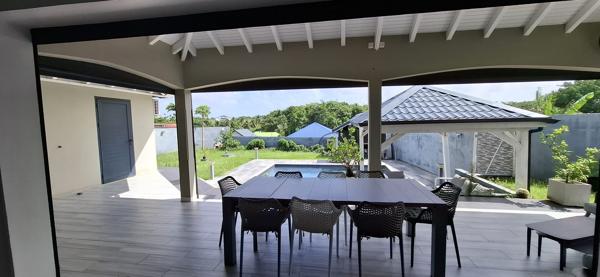 Maison dans Baie-Mahault
