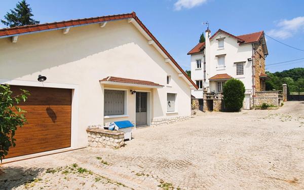 Maison à vendre    5 pièces •  Brie-Comte-Robert