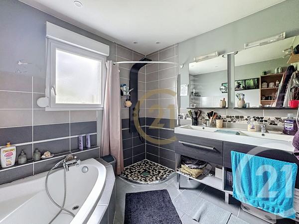 Maison à vendre  5 pièces - 105,45 m2 ST GERMAIN - 70