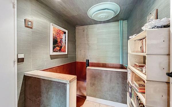 Appartement à vendre    6 pièces • 144 m2 Suresnes